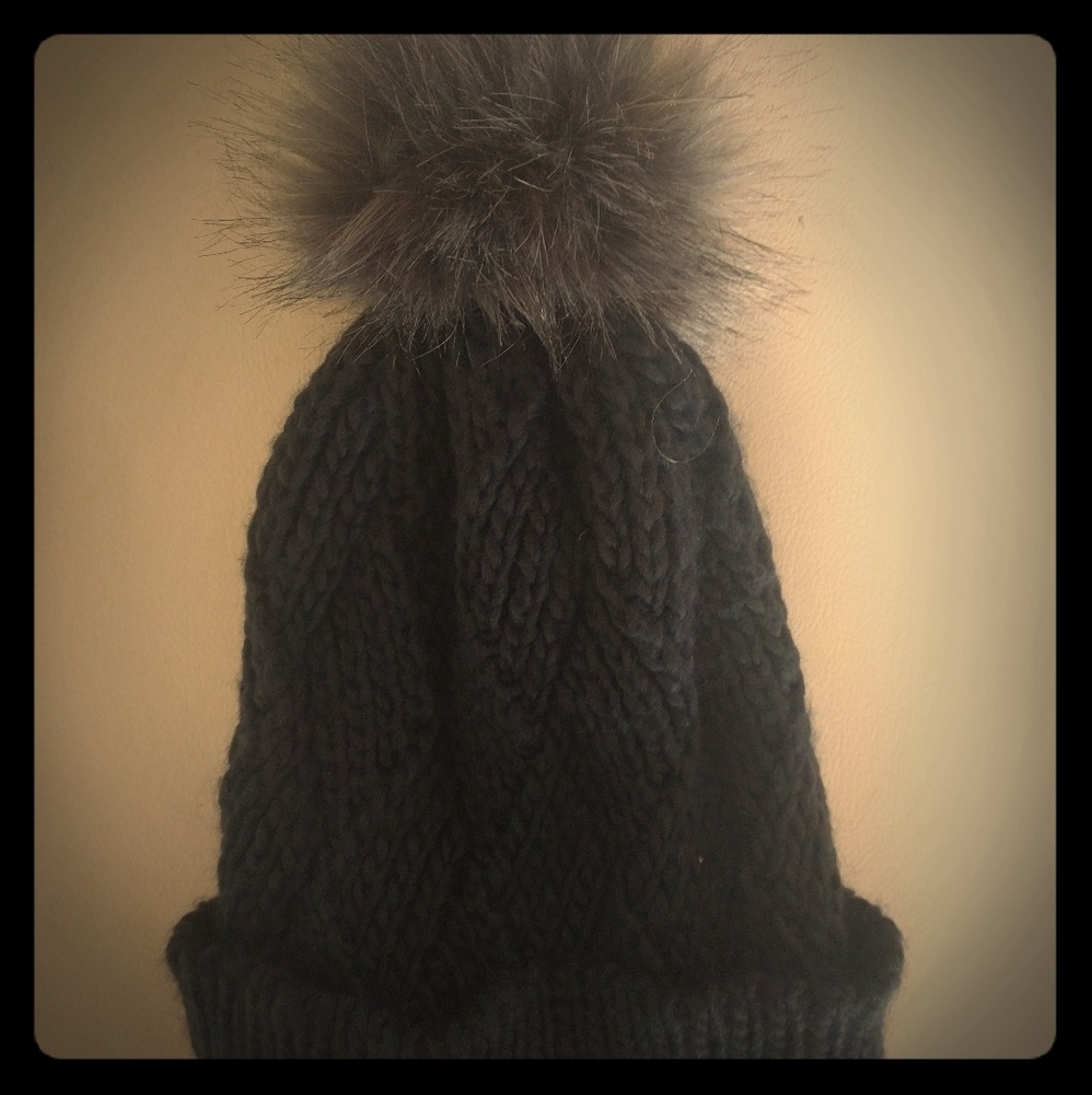 Fuzzy beanie with cute pompom